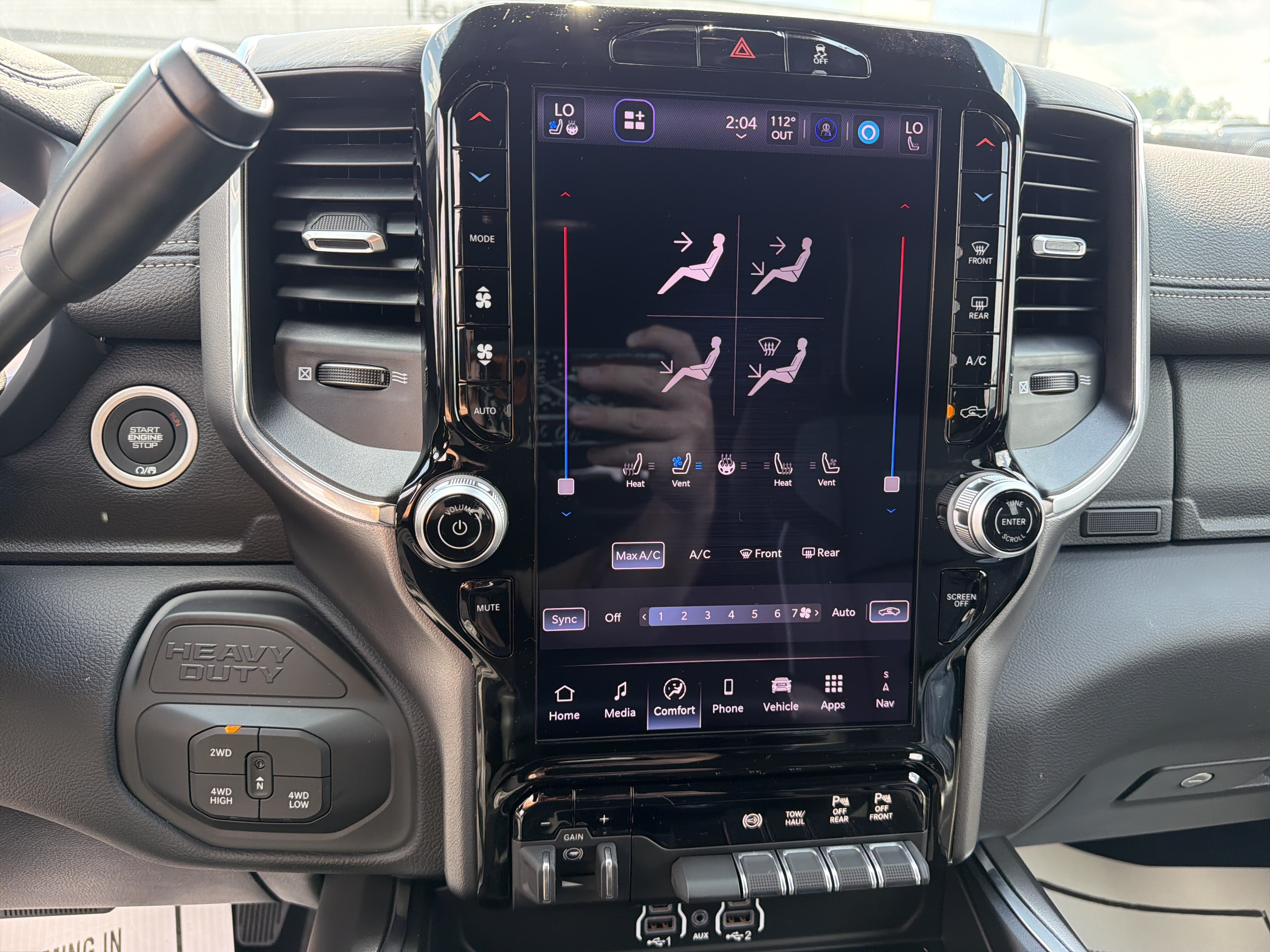 New 2027 RAM 2500 Laramie AWD/4WD image 21