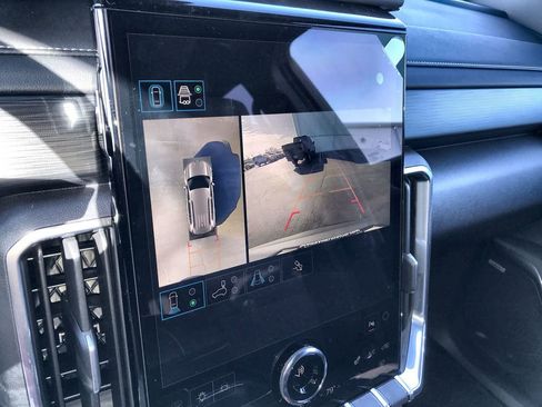 New 2026 GMC Acadia Elevation image 17