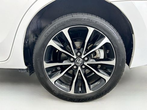 Used 2019 Toyota Corolla SE image 29