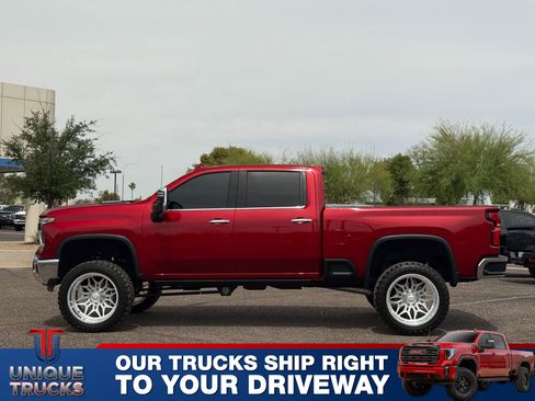 Used 2024 Chevrolet Silverado 2500 LTZ w/ LTZ Premium Package AWD/4WD image 13