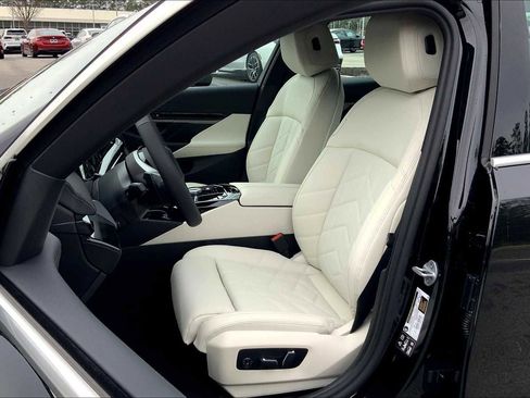 Used 2025 BMW 530i xDrive 530i xDrive image 7