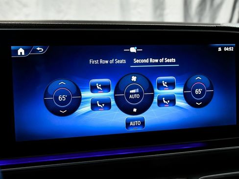 Used 2025 Mercedes-Benz GLS 450 GLS 450 image 36