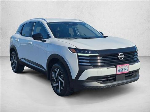 Used 2026 Nissan Kicks SV FWD image 3