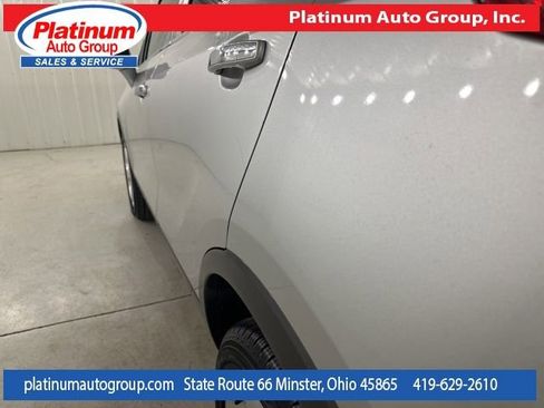 Used 2016 Buick Encore Convenience FWD image 32