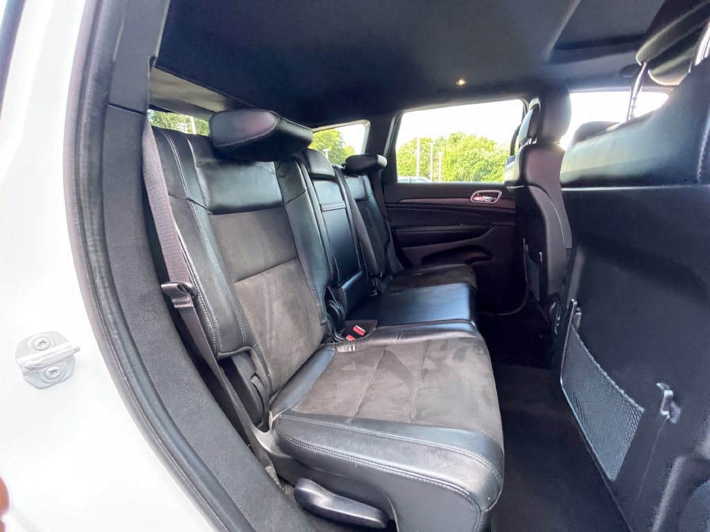 Used 2022 Jeep Grand Cherokee Laredo X AWD/4WD image 23
