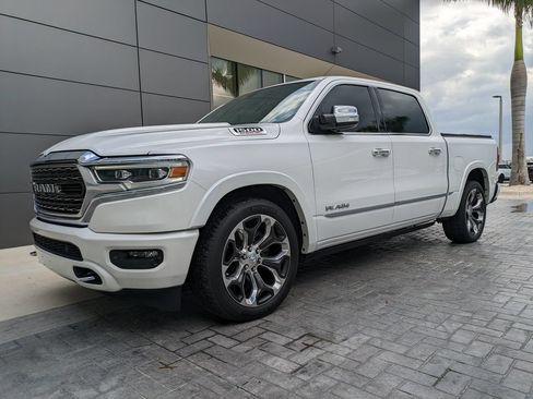 Used 2022 RAM 1500 Limited AWD/4WD image 1