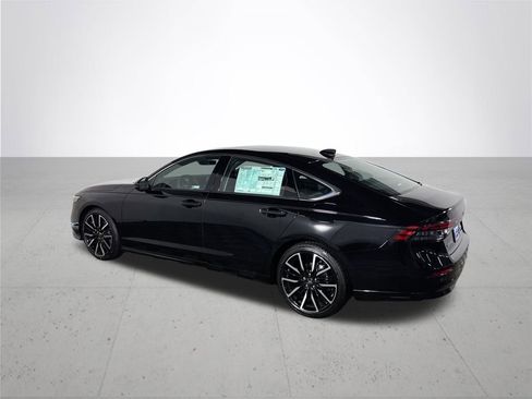 New 2026 Honda Accord Touring image 8