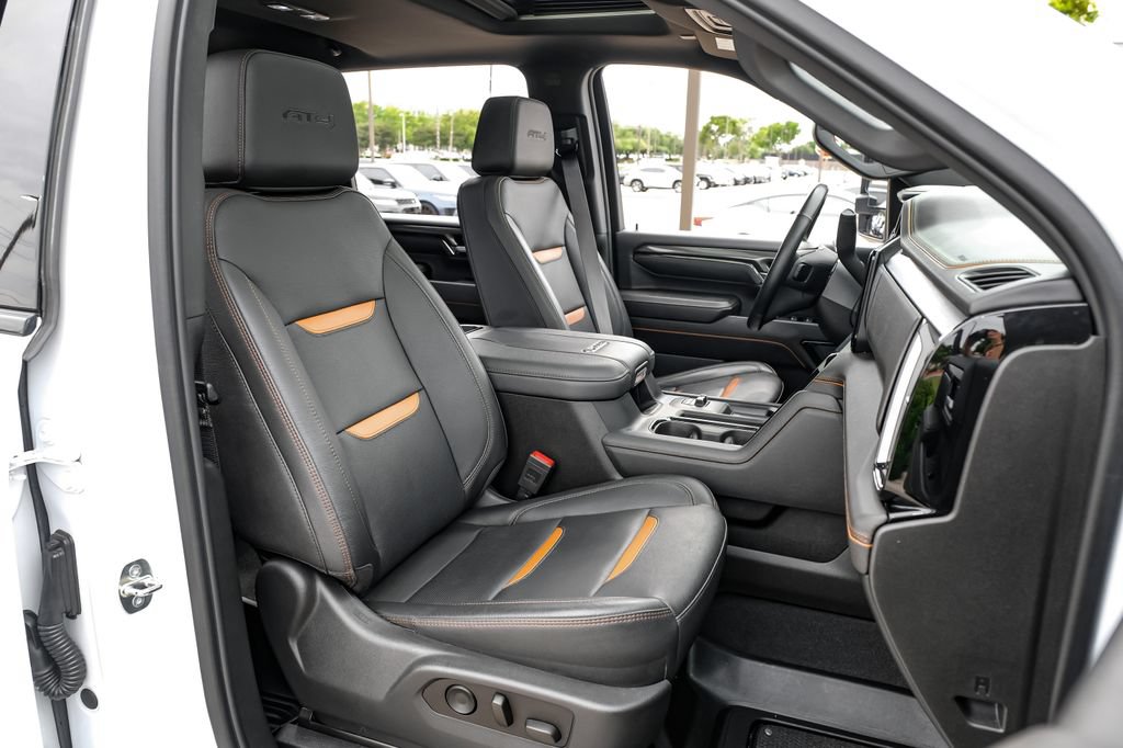 Used 2024 GMC Sierra 2500 AT4 w/ AT4 Premium Plus Package AWD/4WD image 33