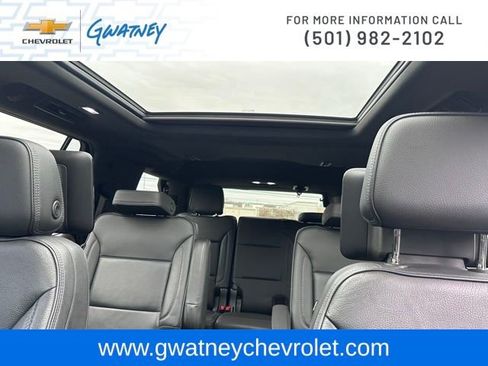 Used 2021 GMC Yukon Denali w/ Denali Premium Package image 31