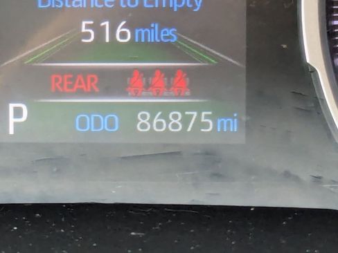 Used 2022 Toyota RAV4 XLE image 28