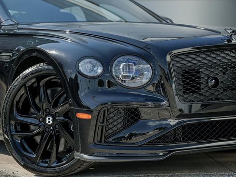 New 2025 Bentley Flying Spur Plug-In Hybrid AWD/4WD image 7