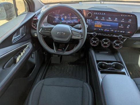 New 2025 Chevrolet Blazer EV RS image 16