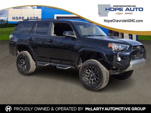 Used 2020 Toyota 4Runner TRD Off-Road image 1