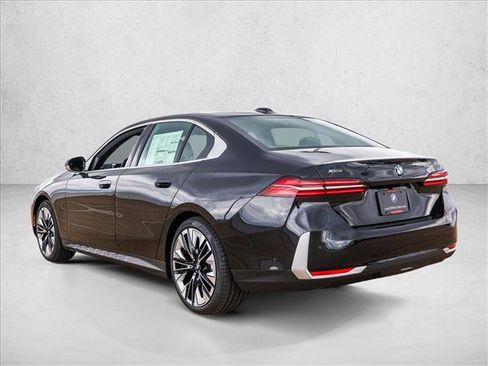 New 2027 BMW 530i xDrive w/ Premium Package AWD/4WD image 7