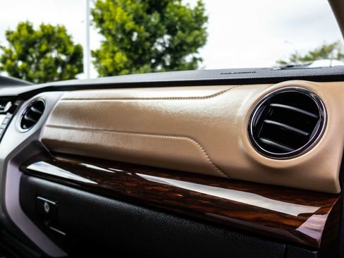 Used 2016 Toyota Tundra Limited w/ Limited Premium Package image 27