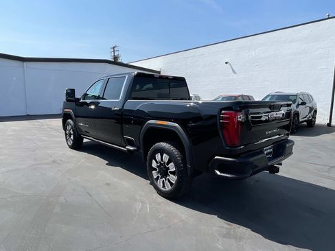 New 2025 GMC Sierra 2500 Denali w/ Denali Reserve Package image 7