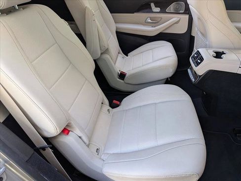 Used 2023 Mercedes-Benz GLS 450 4MATIC image 20