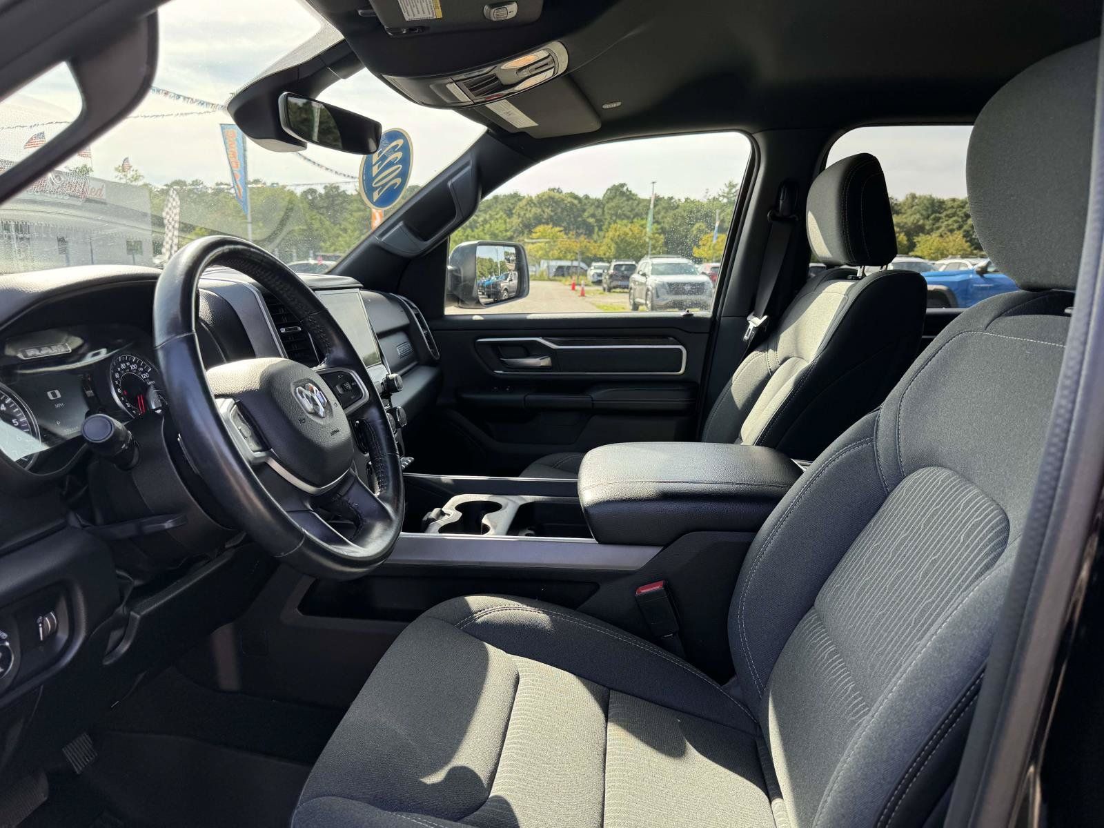 Used 2022 RAM 1500 Big Horn AWD/4WD image 21