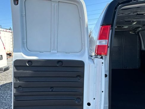 New 2025 GMC Savana 2500 Work Van w/ Driver Convenience Package image 6