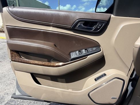 Used 2018 Chevrolet Tahoe LT image 23