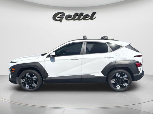 Certified 2024 Hyundai Kona SEL w/ Convenience Package FWD image 8