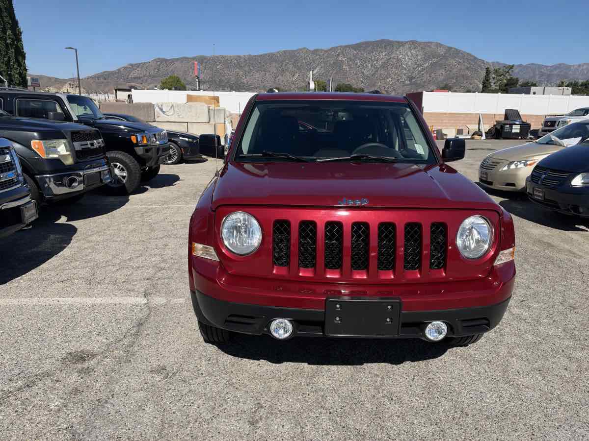 Used 2016 Jeep Patriot Sport w/ Power Value Group AWD/4WD image 2