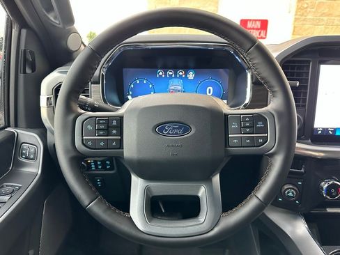 New 2025 Ford F150 Lariat w/ FX4 Off-Road Package image 39