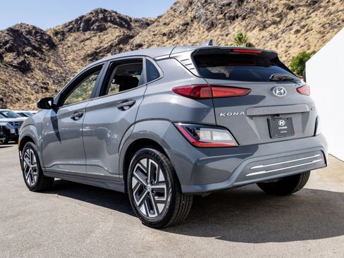 Used 2023 Hyundai Kona SEL FWD image 8