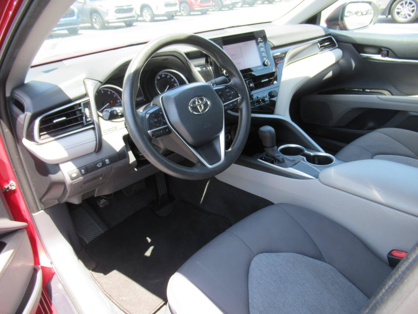 Used 2021 Toyota Camry LE FWD image 16