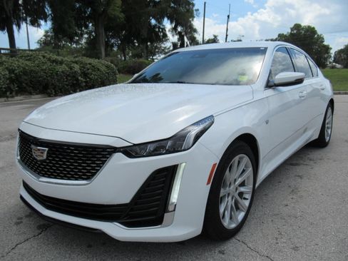 Used 2023 Cadillac CT5 Luxury RWD image 3