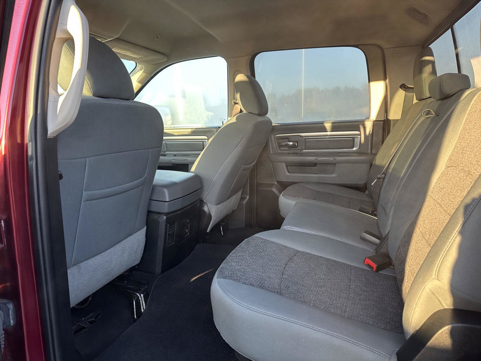 Used 2018 RAM 1500 Big Horn AWD/4WD image 16