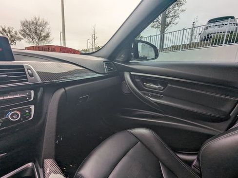 Used 2018 BMW M3 RWD image 14