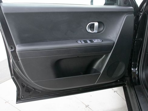 Used 2023 Hyundai Ioniq 5 SE w/ Cargo Package AWD/4WD image 18