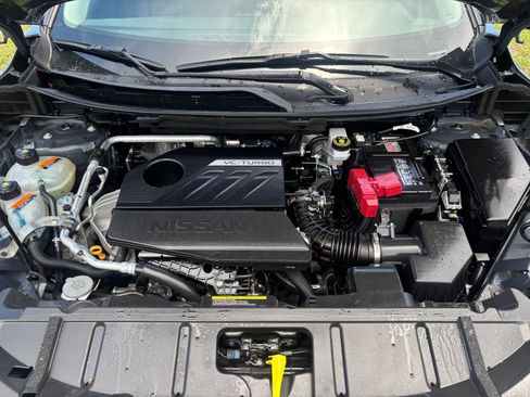 Used 2025 Nissan Rogue SV AWD/4WD image 34