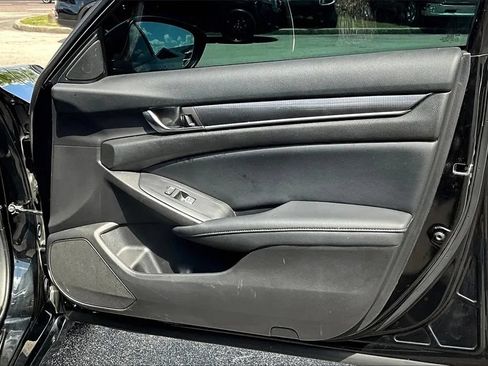 Used 2022 Honda Accord Sport image 22