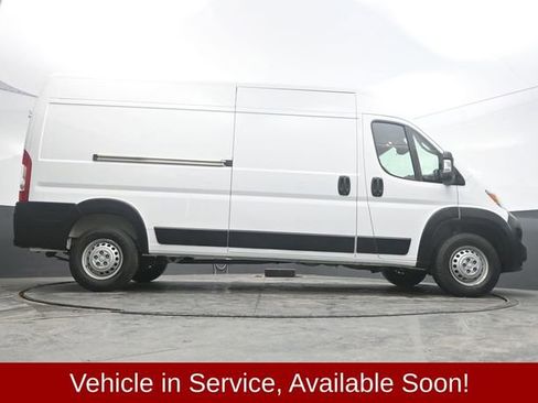 Used 2025 RAM ProMaster 2500 w/ Convenience Group image 38