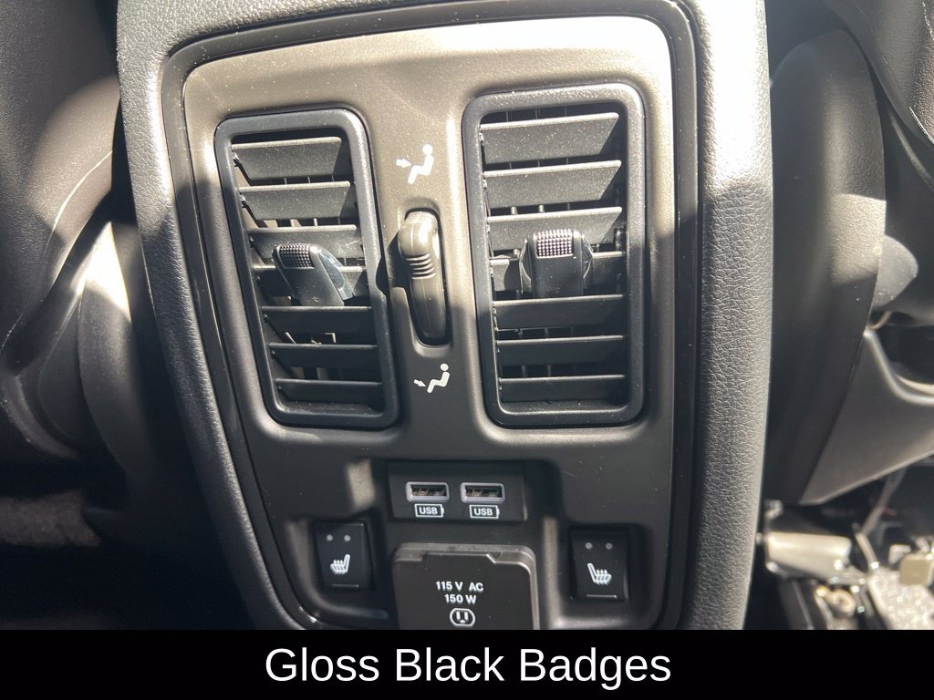 Used 2024 Dodge Durango R/T RWD image 17