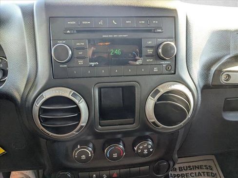 Used 2017 Jeep Wrangler Sport w/ Connectivity Group image 13