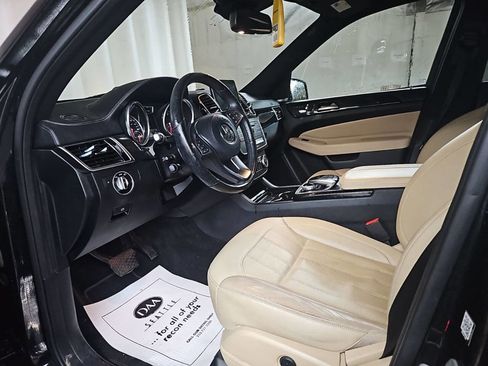 Used 2017 Mercedes-Benz GLS 450 4MATIC image 5