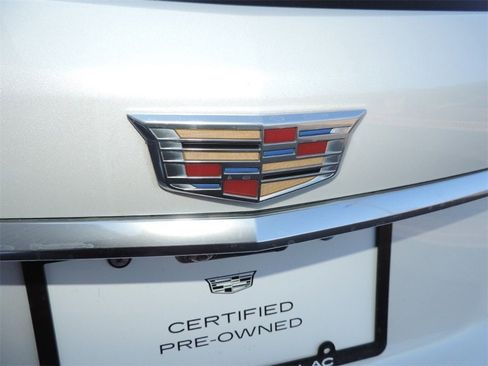 Certified 2023 Cadillac XT5 Sportv w/ Technology Package image 13