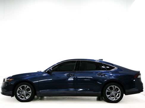 Used 2024 Honda Accord EX image 6