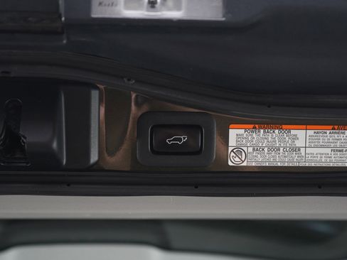 Used 2021 Lexus LX 570 4WD w/ Luxury Package image 20