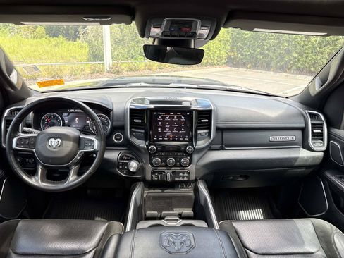 Used 2021 RAM 1500 Laramie AWD/4WD image 12