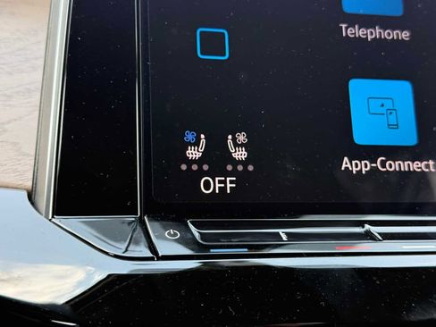 New 2026 Volkswagen Atlas SE AWD/4WD image 13