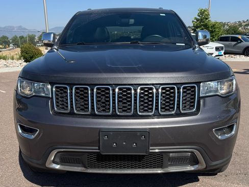 Used 2019 Jeep Grand Cherokee Limited AWD/4WD image 2