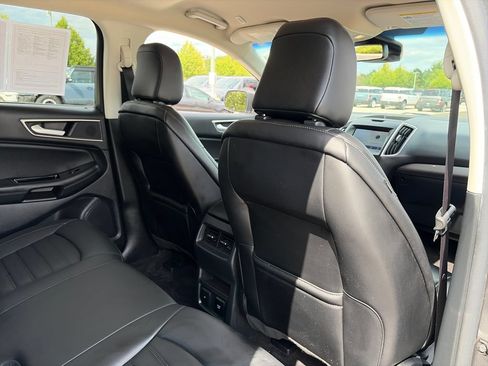 Used 2020 Ford Edge SEL w/ Convenience Package AWD/4WD image 29