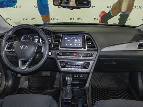Used 2019 Hyundai Sonata SEL image 3