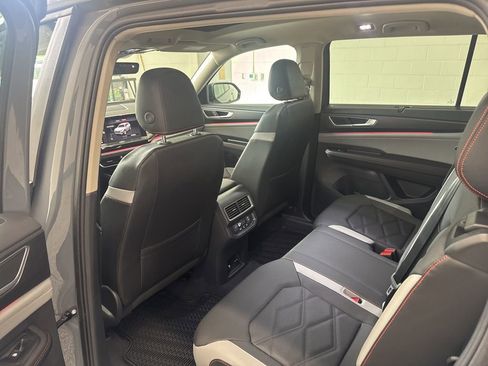 New 2026 Volkswagen Atlas Peak Edition AWD/4WD image 15