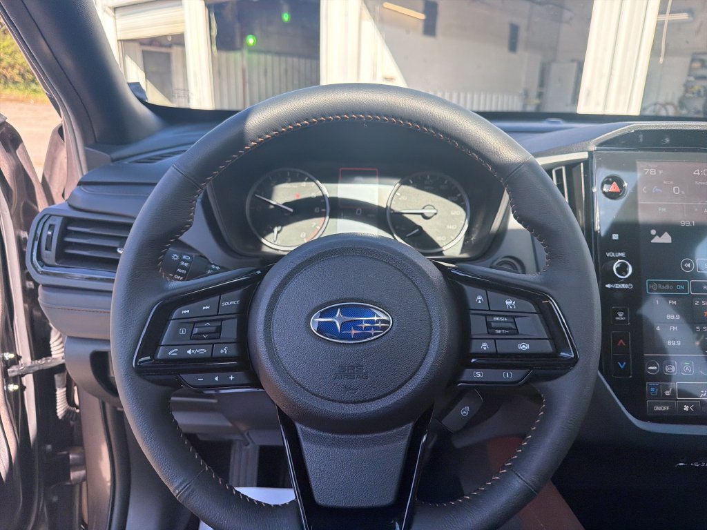 Used 2025 Subaru Forester Touring w/ Popular Package - Touring AWD/4WD image 17