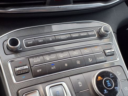 Used 2023 Hyundai Santa Fe SEL image 11